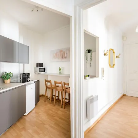 Apartment Merveil - Family - Champs Elysees - Mollien Paris